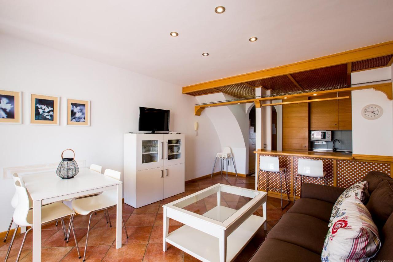 Go2tenerife Apart'manon Duplex W/ Solarium, Pools & Sea View