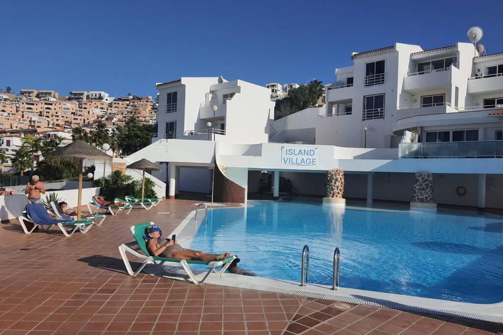 Apartment Jacuzzi Suite, Pakito