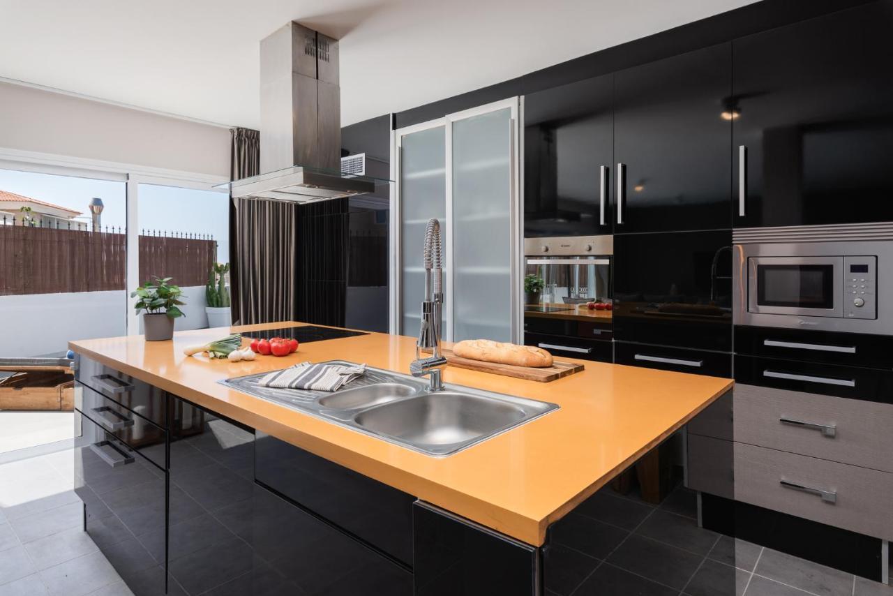 Luxury Callao With Private Heated Pool By Vallecid Callao Salvaje