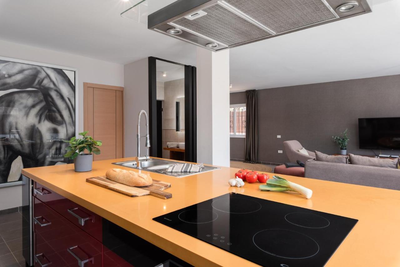 Luxury Callao With Private Heated Pool By Vallecid Villa *