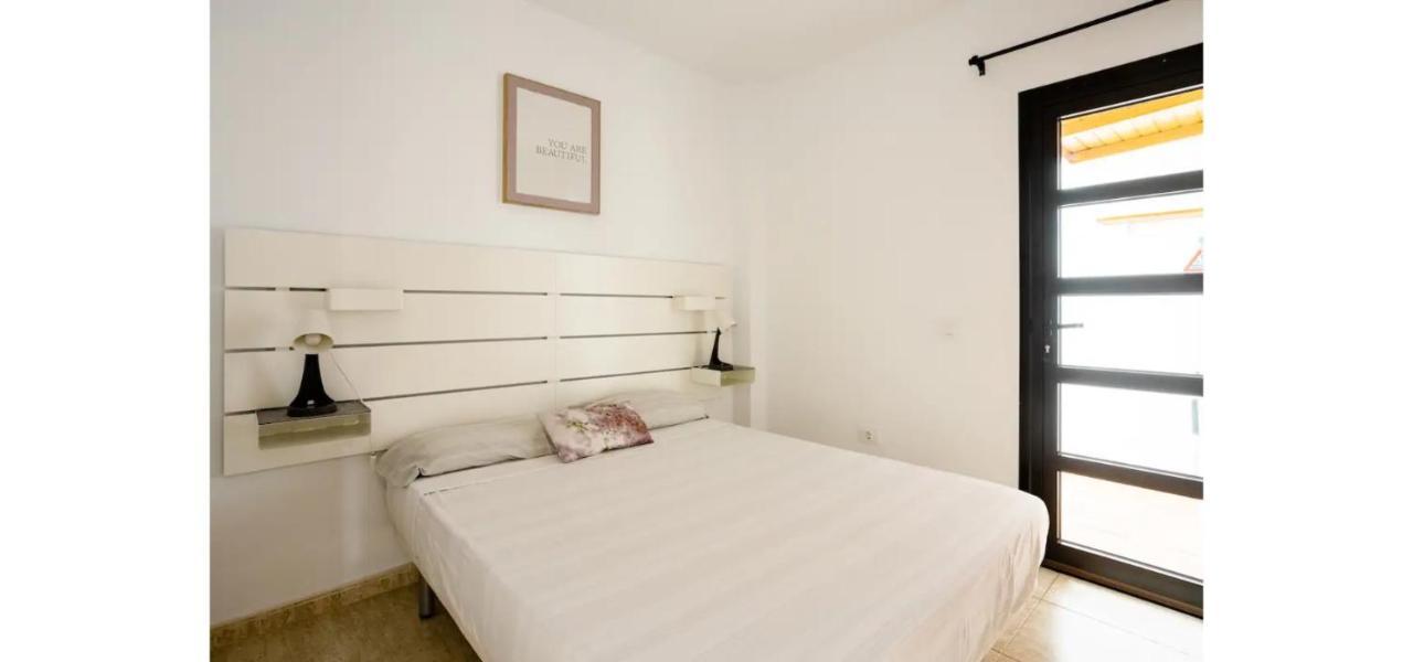 Casa Krisma, Fabulous Modern Spacious 2 Bedrooms Apartment, Remote Work, Fast Wifi, Parking And Ac