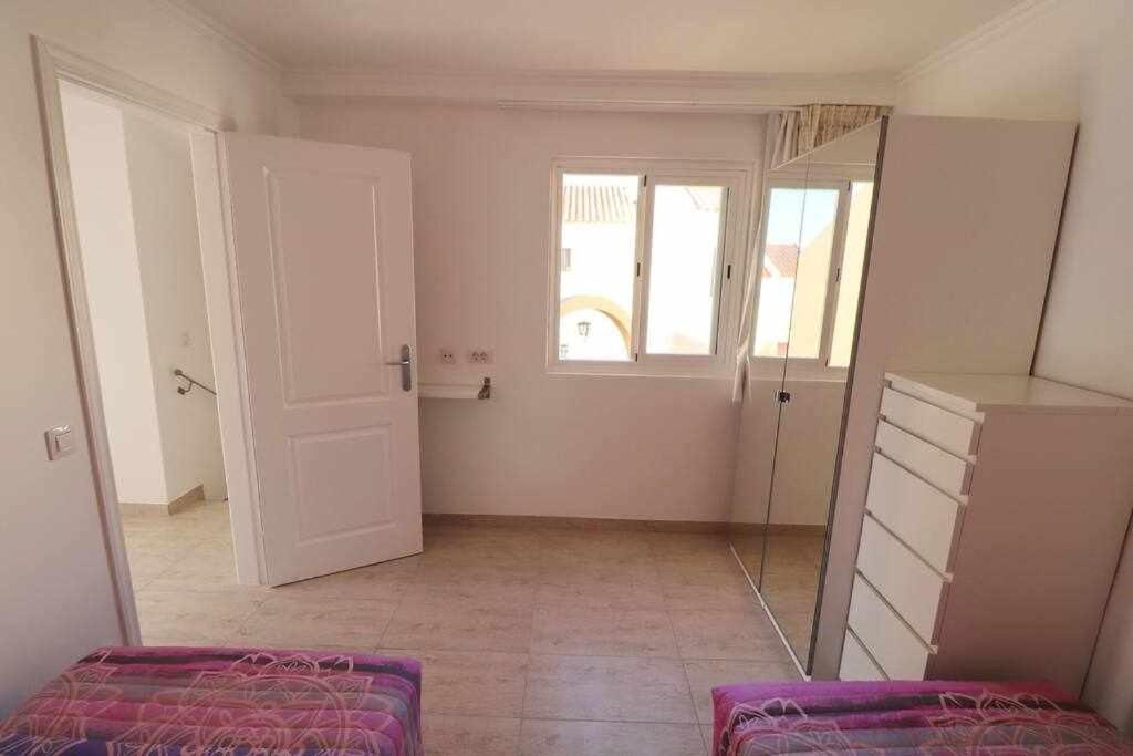Apartment Mare B12 By Tenerife & Sales Costa Adeje (Tenerife)