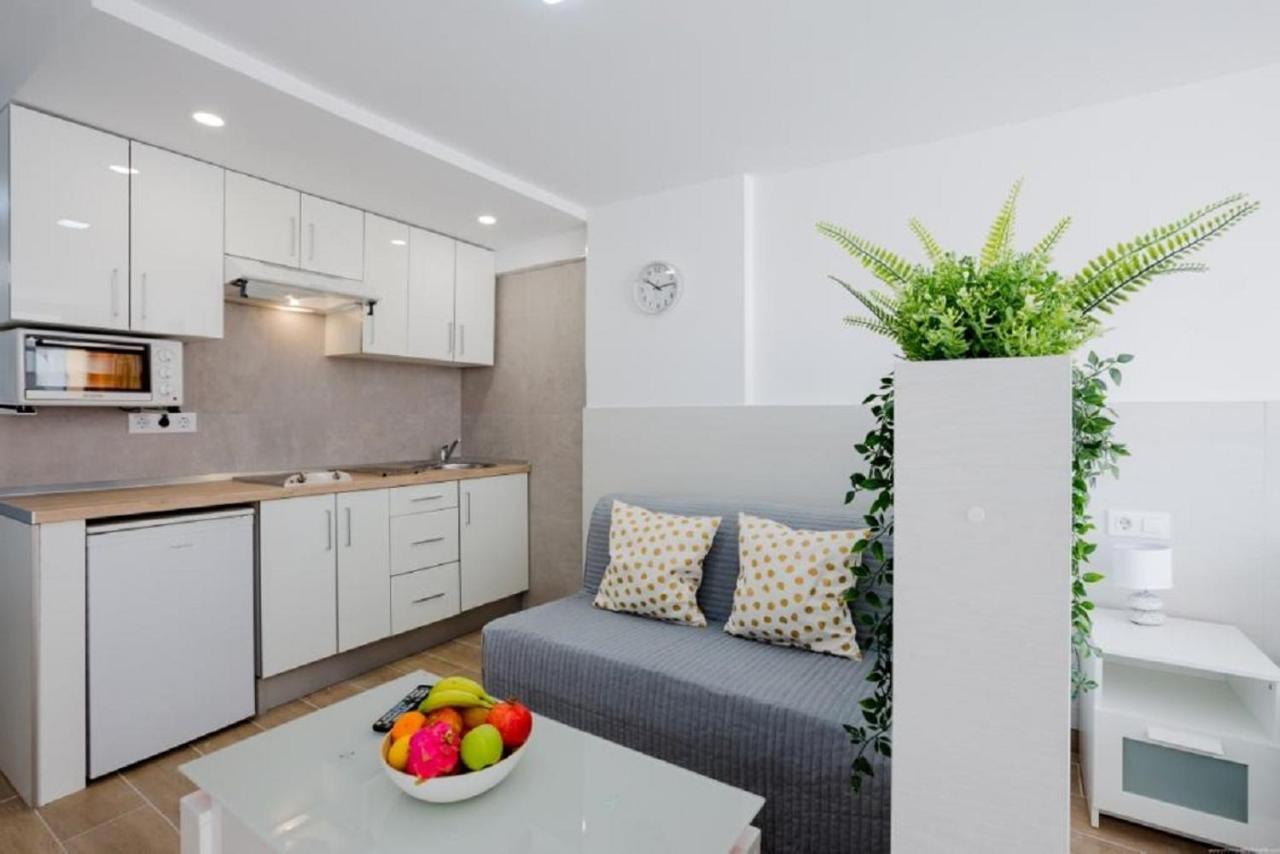 319 Modern Accommodation,sea View, Wi Fi And Pool Apartment *