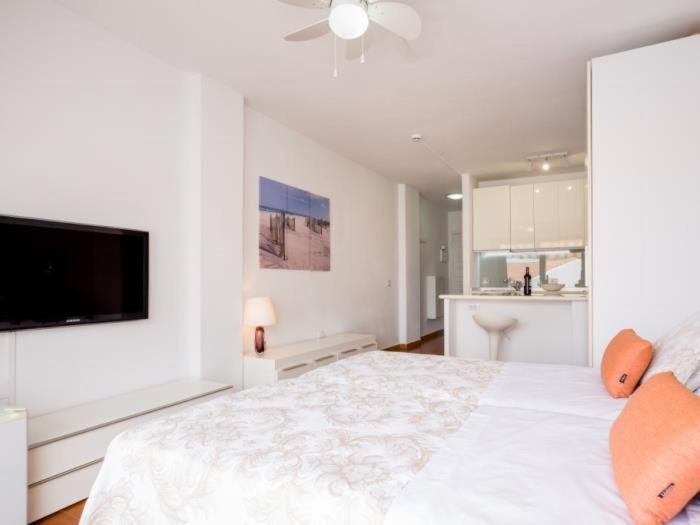2023 Garden City, Heated Pool! Appartement