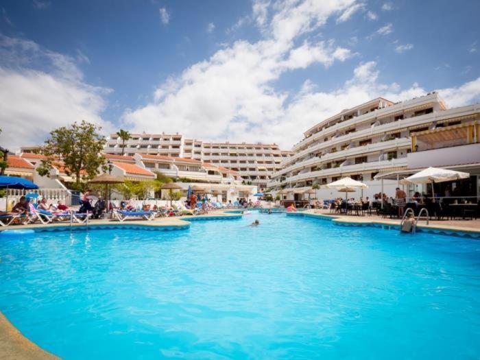 2023 Garden City, Heated Pool! Appartement *
