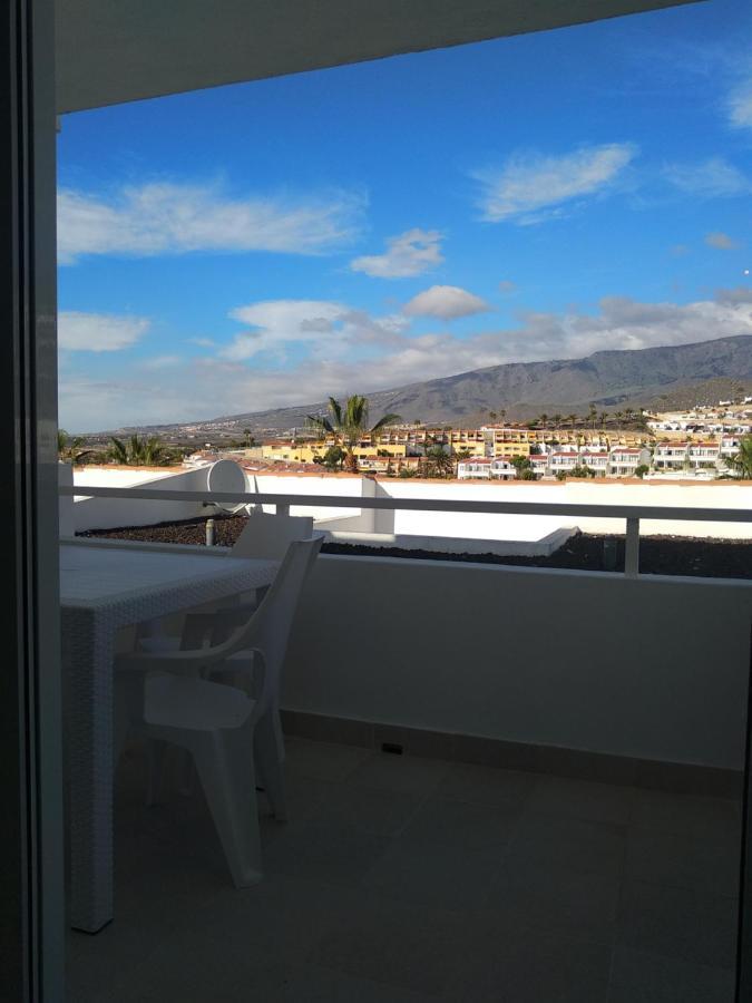 Modern In San Eugenio *