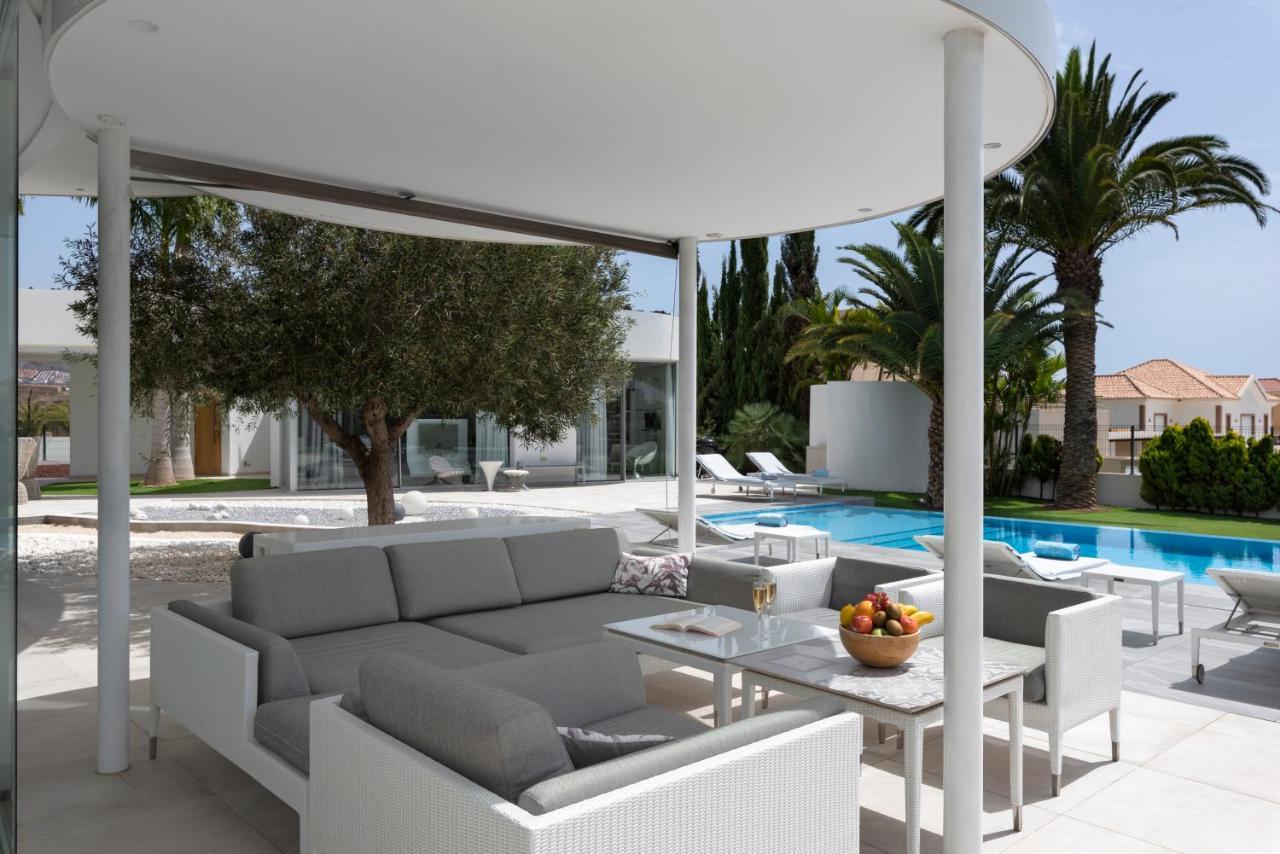 Villa Equilibrium *