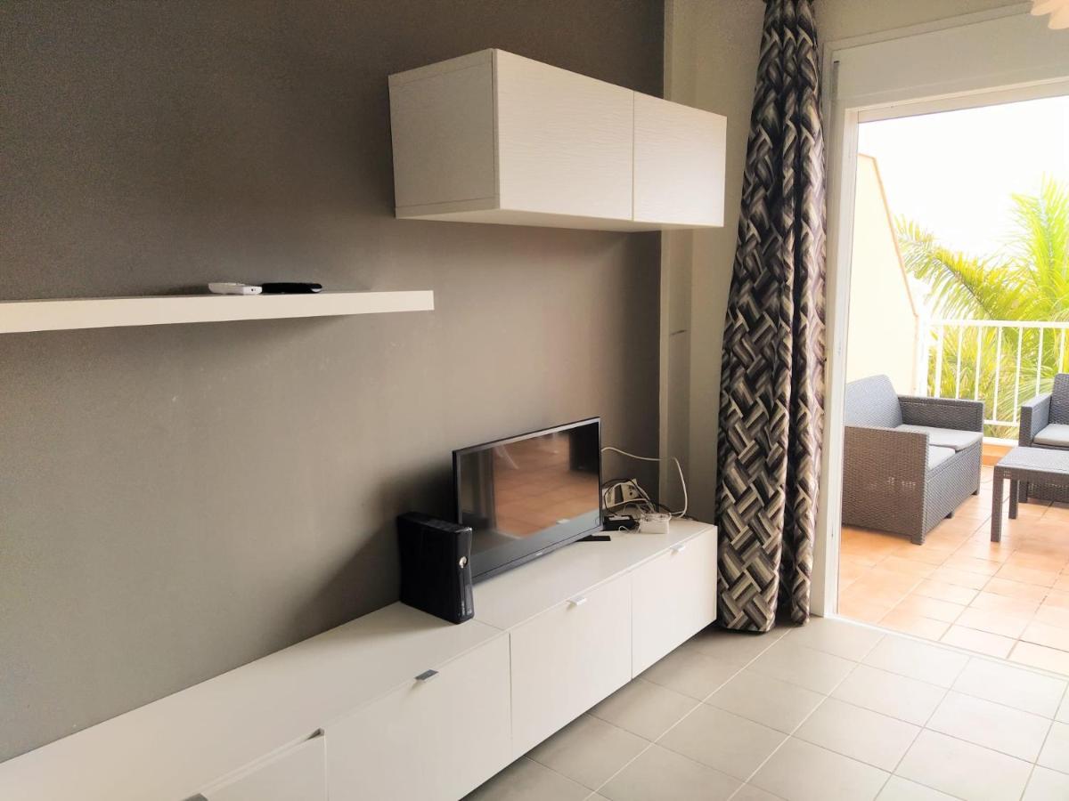 Oceanblue Modern King Size 1 Bedroom With Seaview And Terrace * Chayofa