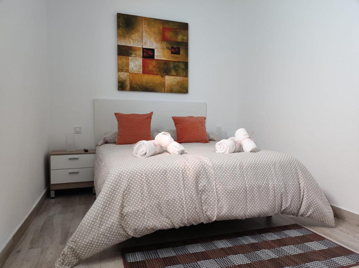 Casa Piramide 1 Terraza Y Parking Privado Holiday home *