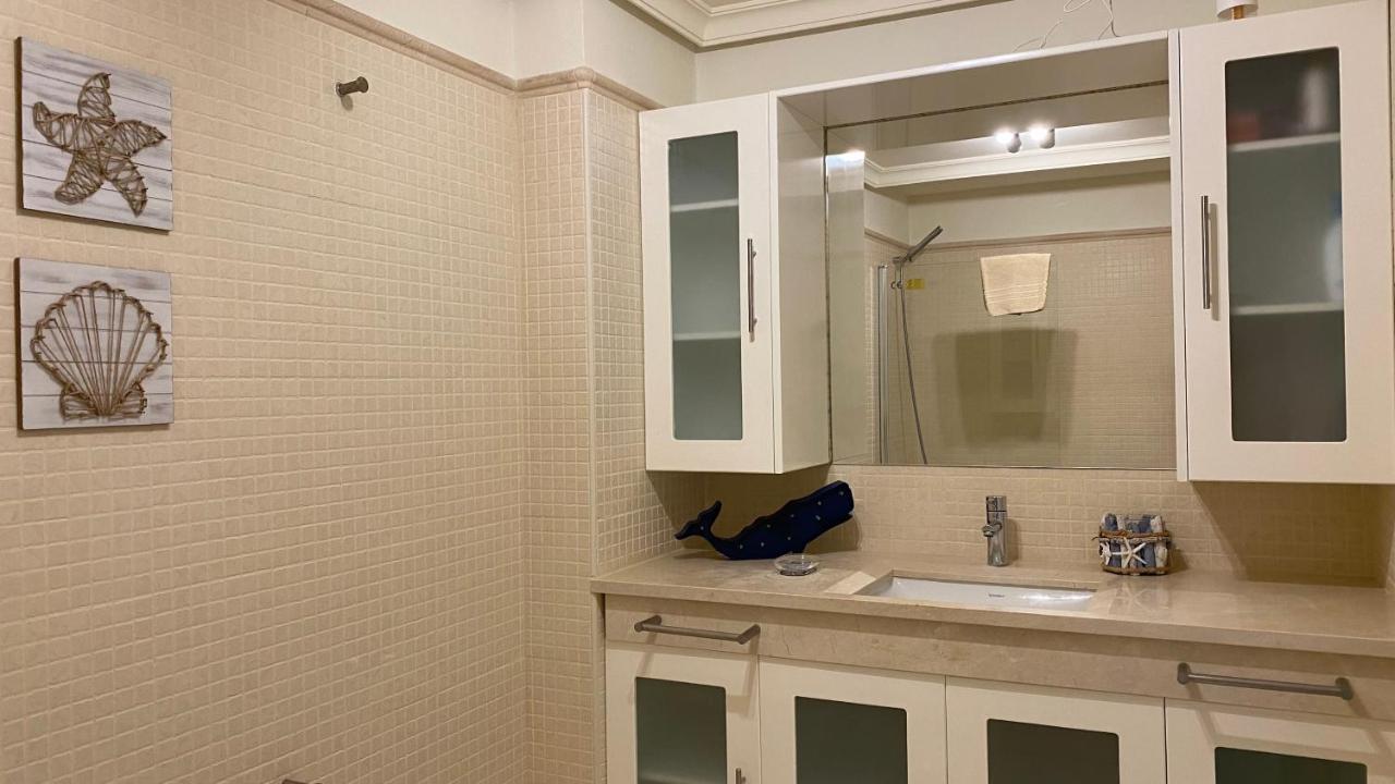 Penthouse Zentral Und Ruhig Gelegen Apartment *