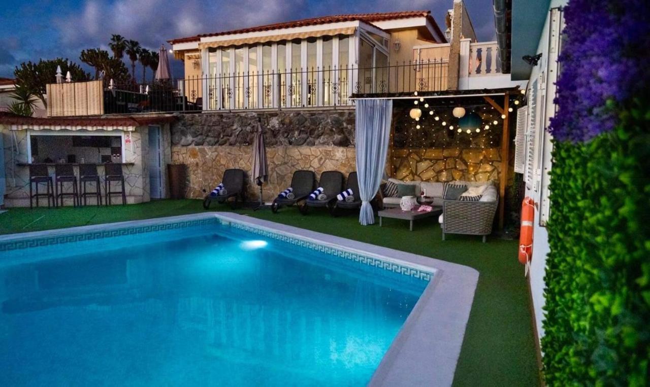 Lovely 4-bed With Ocean Views In Sueno Azul *