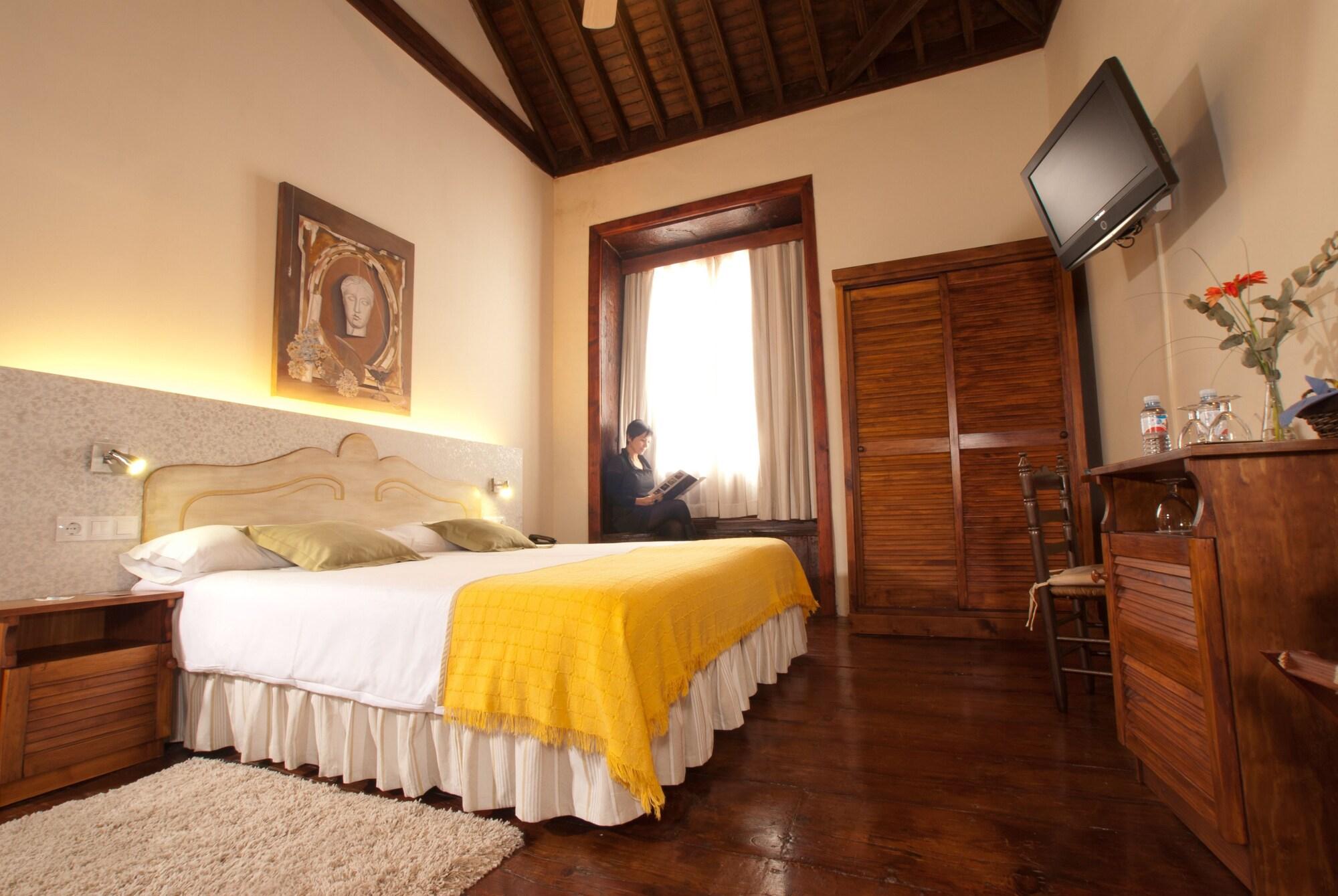 Gara Hotel 4*