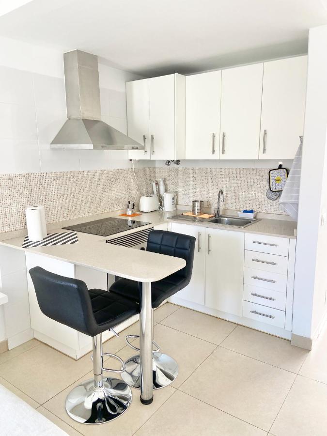 Apartamento Aloha Summerland Vip Sea & Pool View *