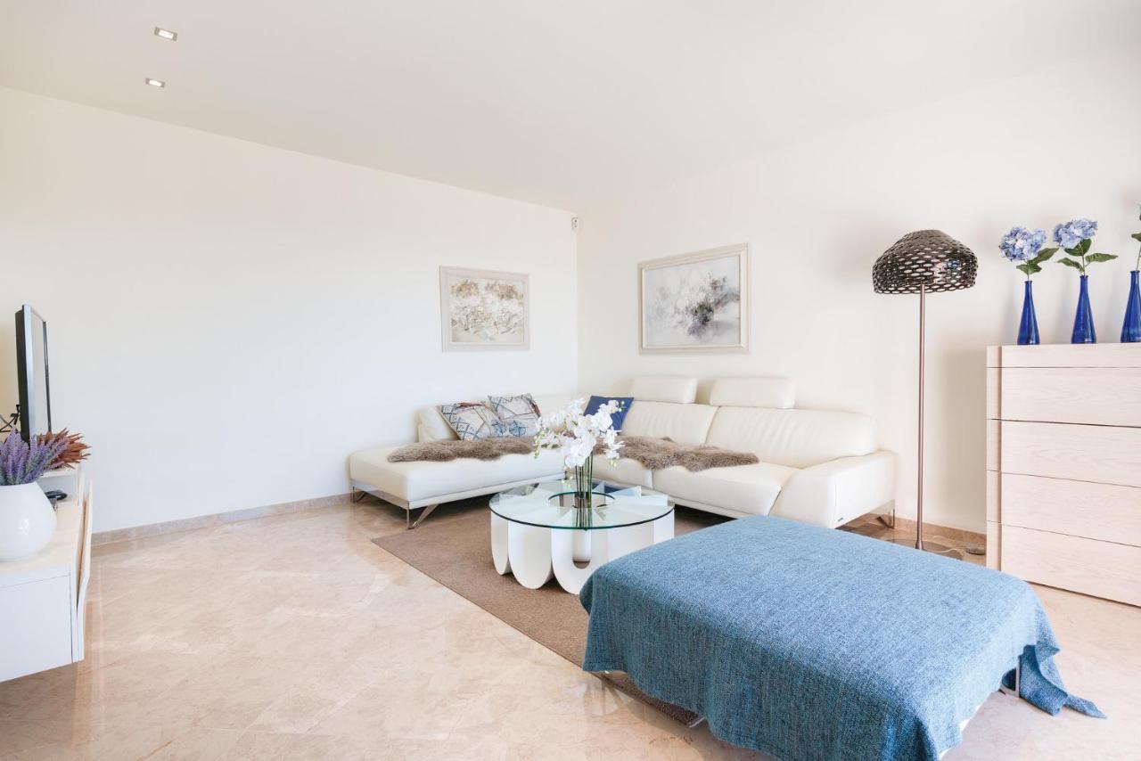Holiday home Alzaro 1