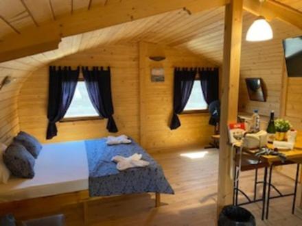 Campsite Camping Montana Roja *