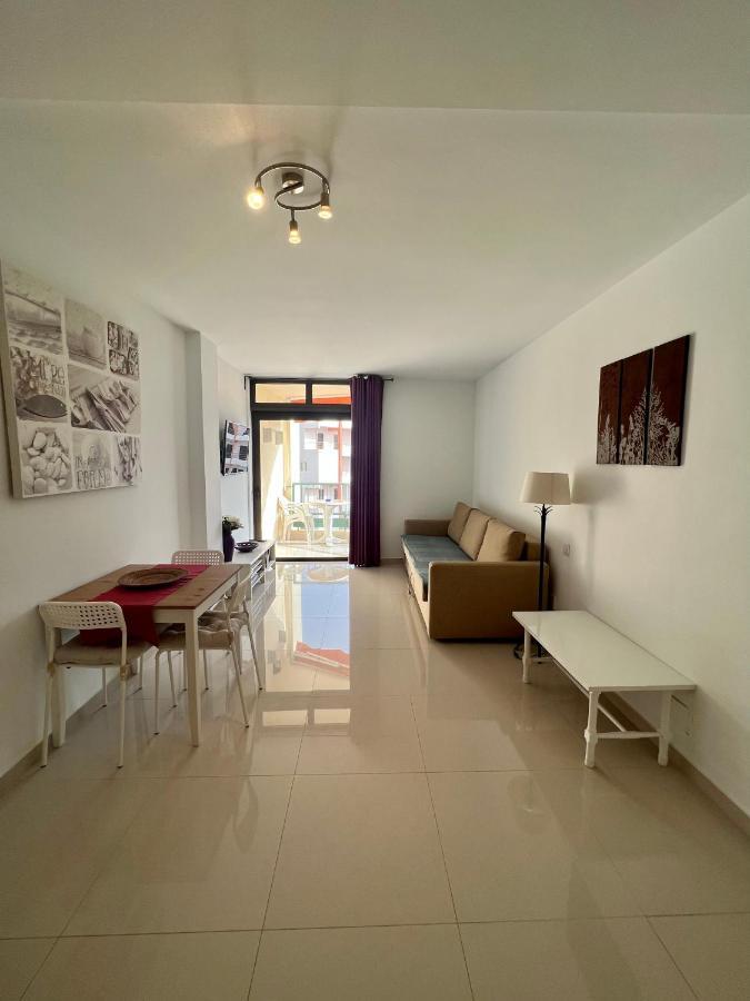 Apartment 409 El Carmen *