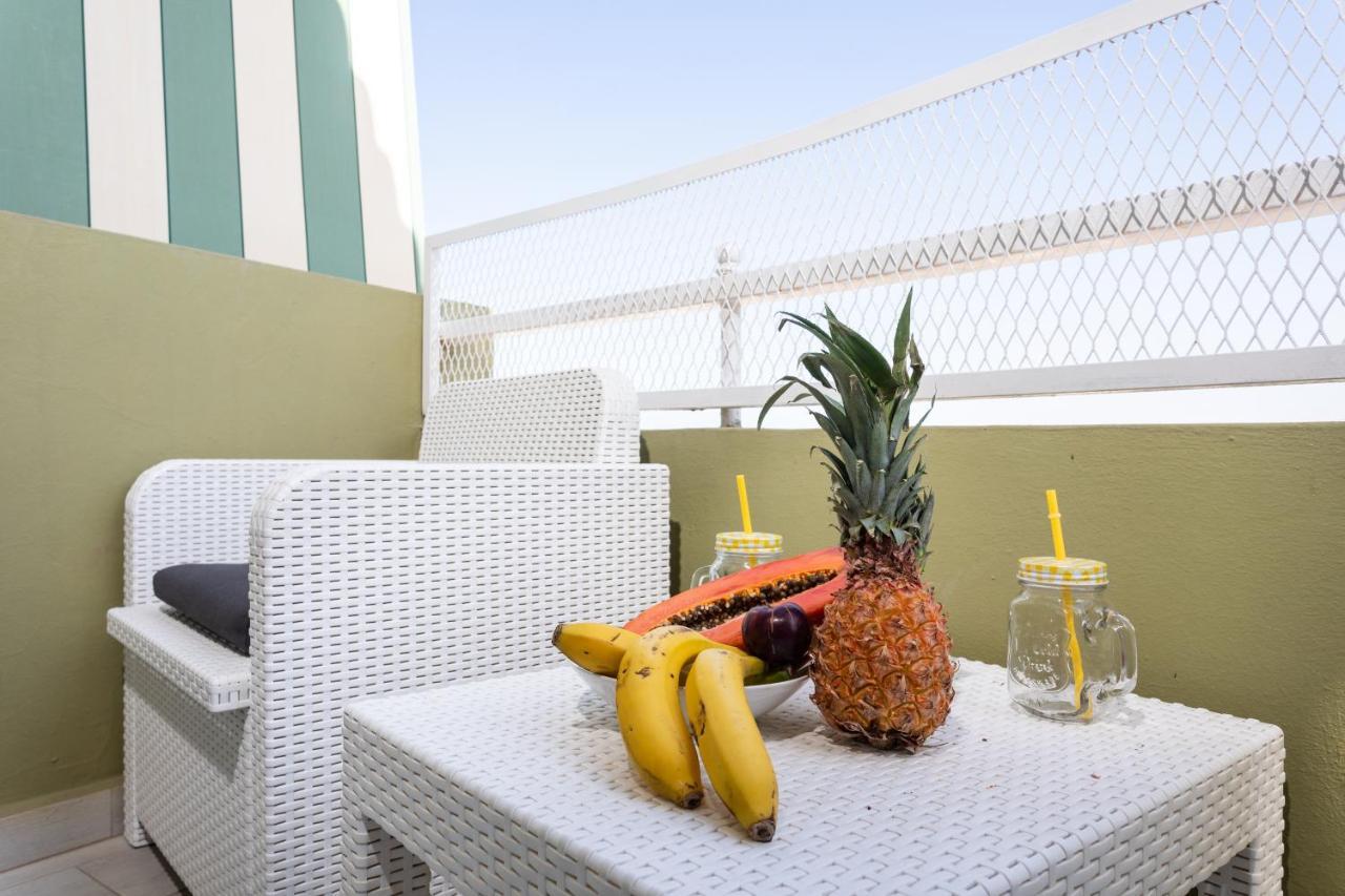 Home2book Cozy Terrace&pool