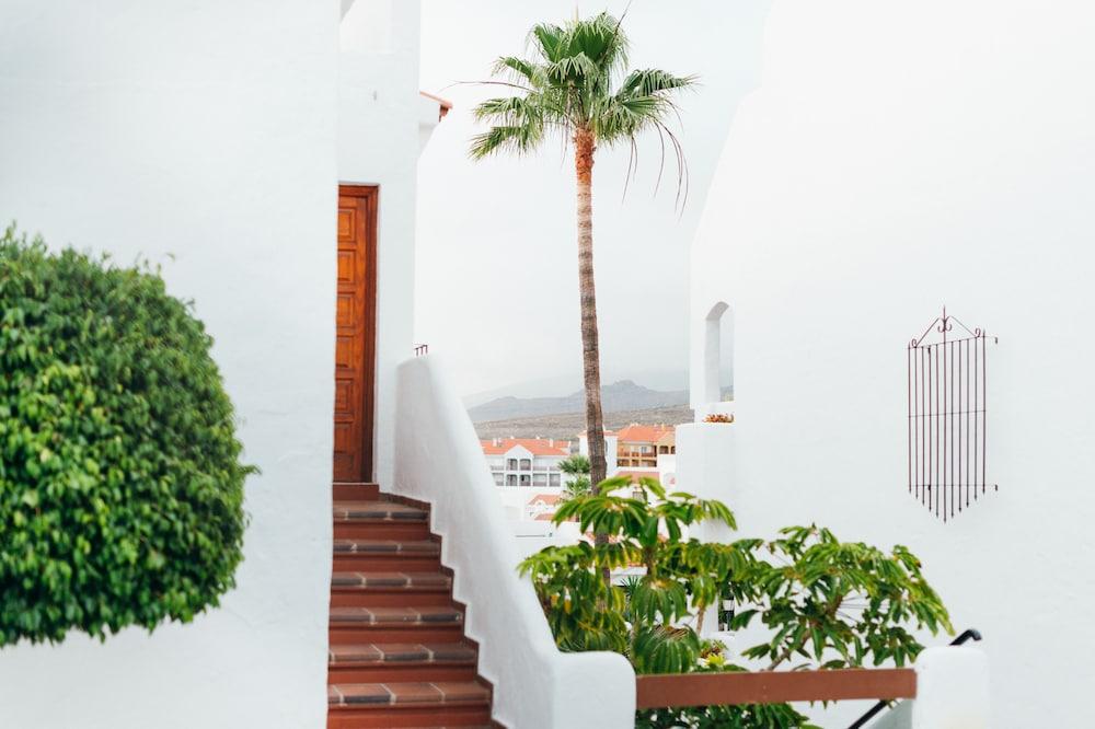 Beverly Hills Heights - Excel & Los Cristianos (Tenerife)