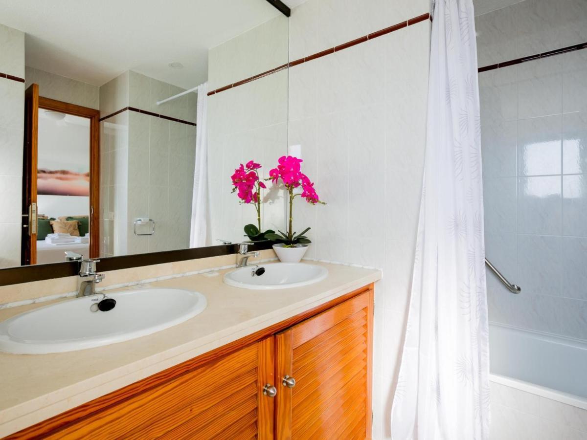 Apartment 1301 Very Nice With Amazing Sea View Playa Paraiso (Tenerife)