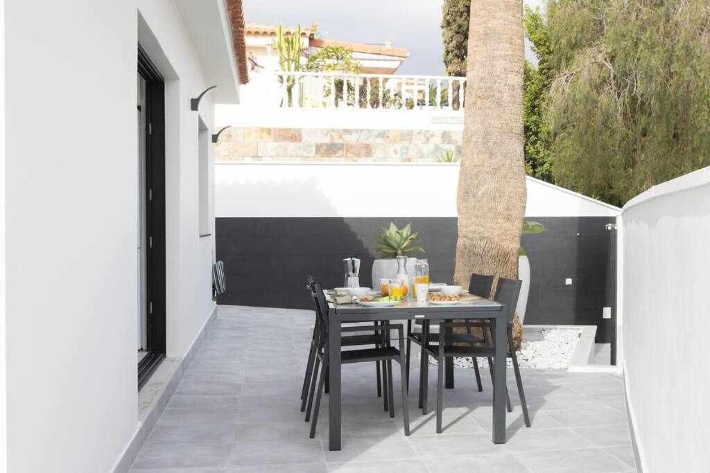 Sunnyland Sueno Azul Villa
