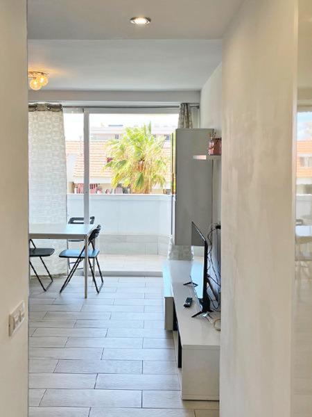 Playa Honda Abeja Apartment