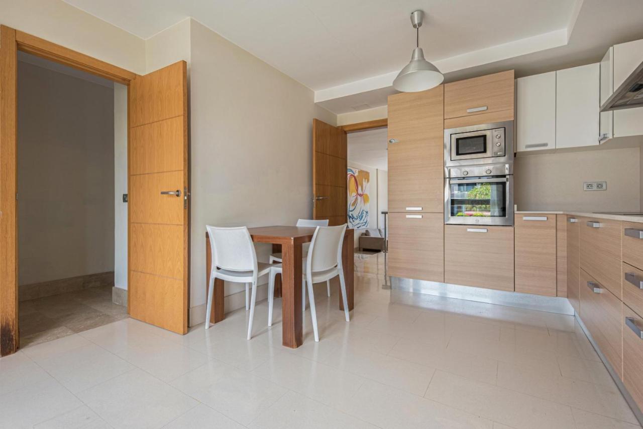 Holiday home Amarilla Golf