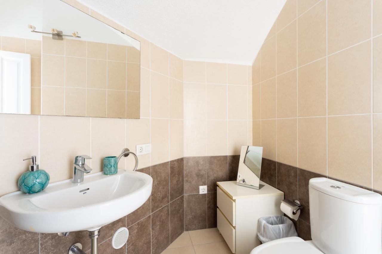Las Americas Royal Apartment *