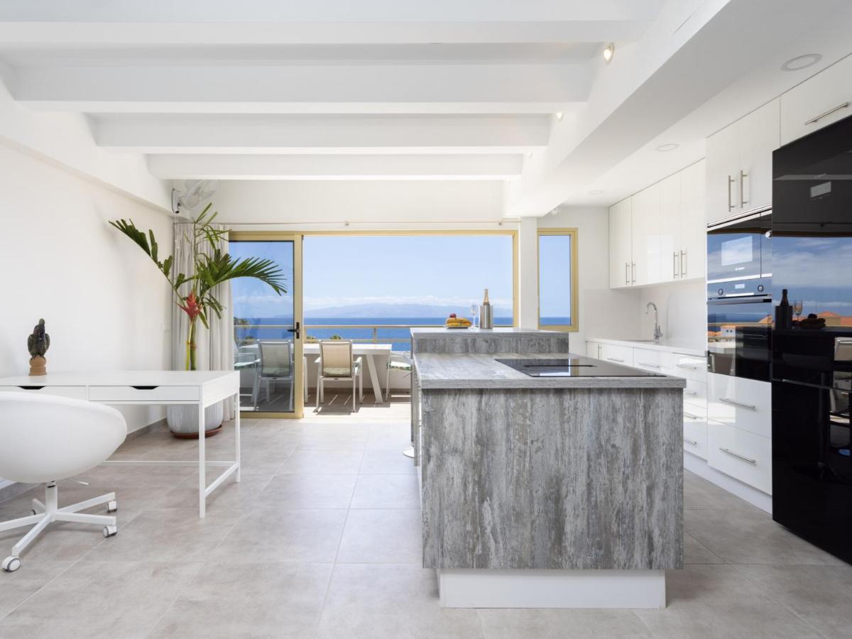 Duplex Moderno De Lujo Con Terraza, Vista Al Mar Y Wi-fi 600 Mb - Es-279-10 *
