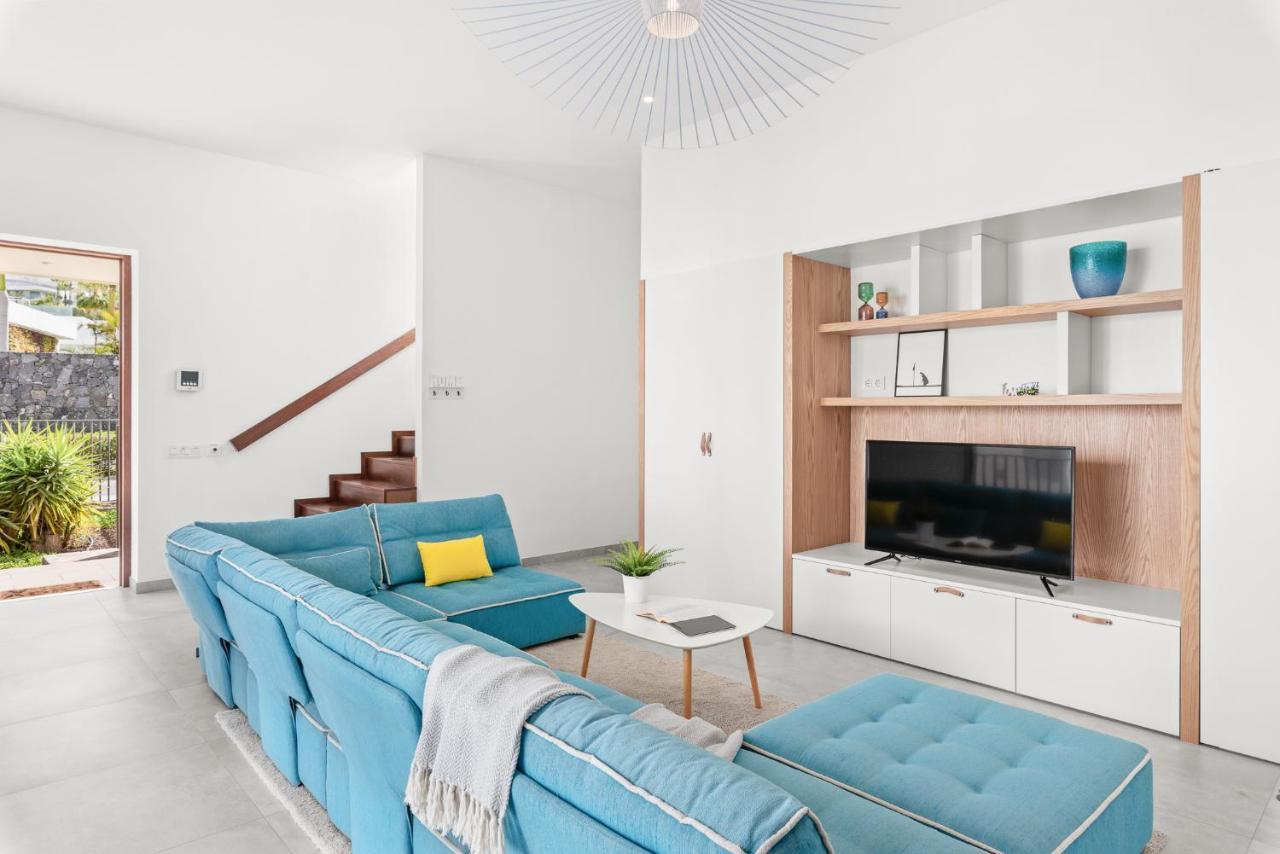 Karat Zambrano - Includes Golf Cart Villa