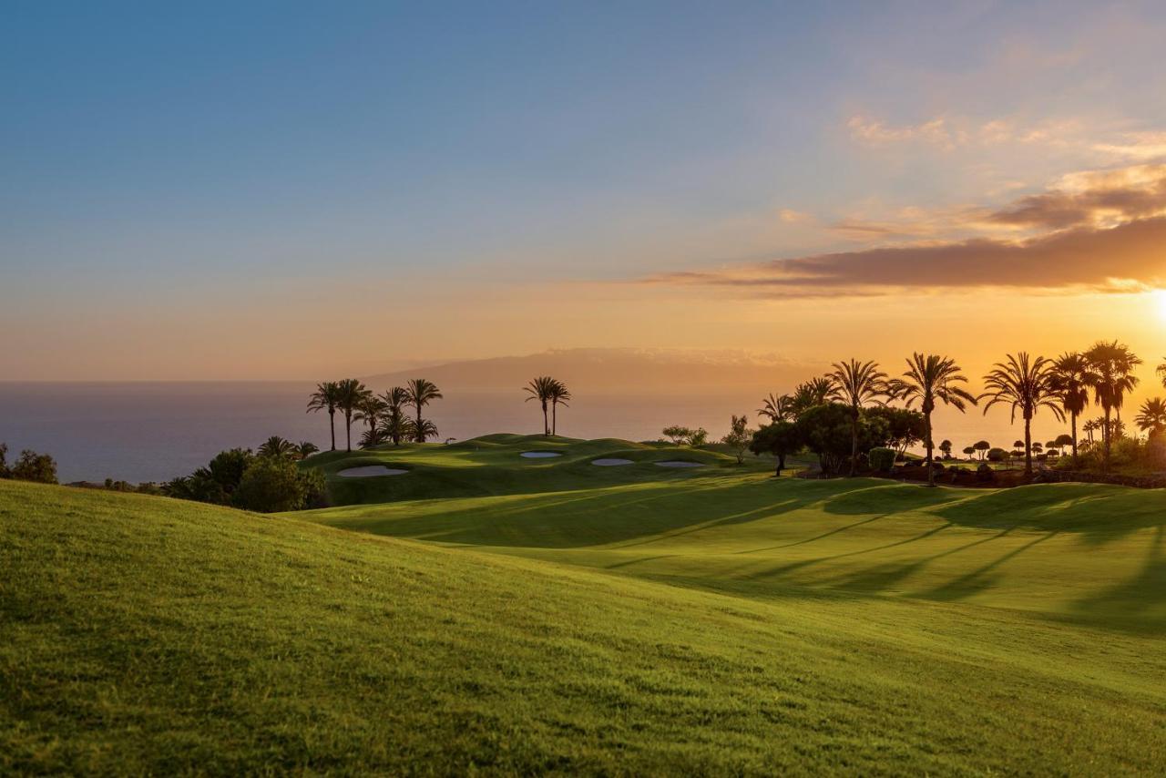 Karat Zambrano - Includes Golf Cart Villa Guía de Isora