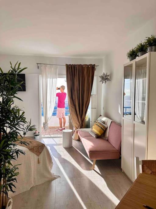 Mirador Paraiso: Superb Sea View *