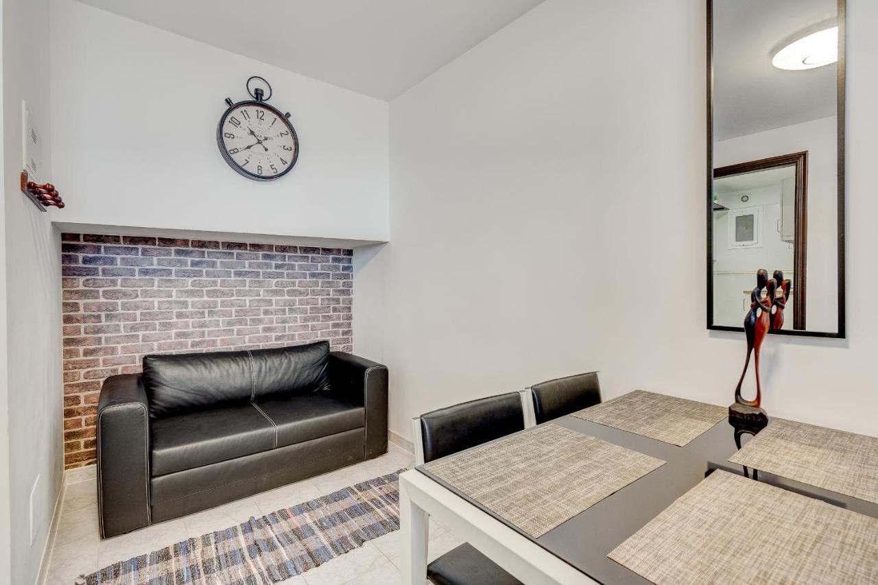 Luxury With Stunning Ocean View Apartamento