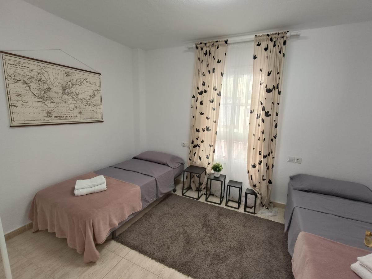 Apartamento Familiar Arcoiris Primera Linea De La Playa * Callao Salvaje