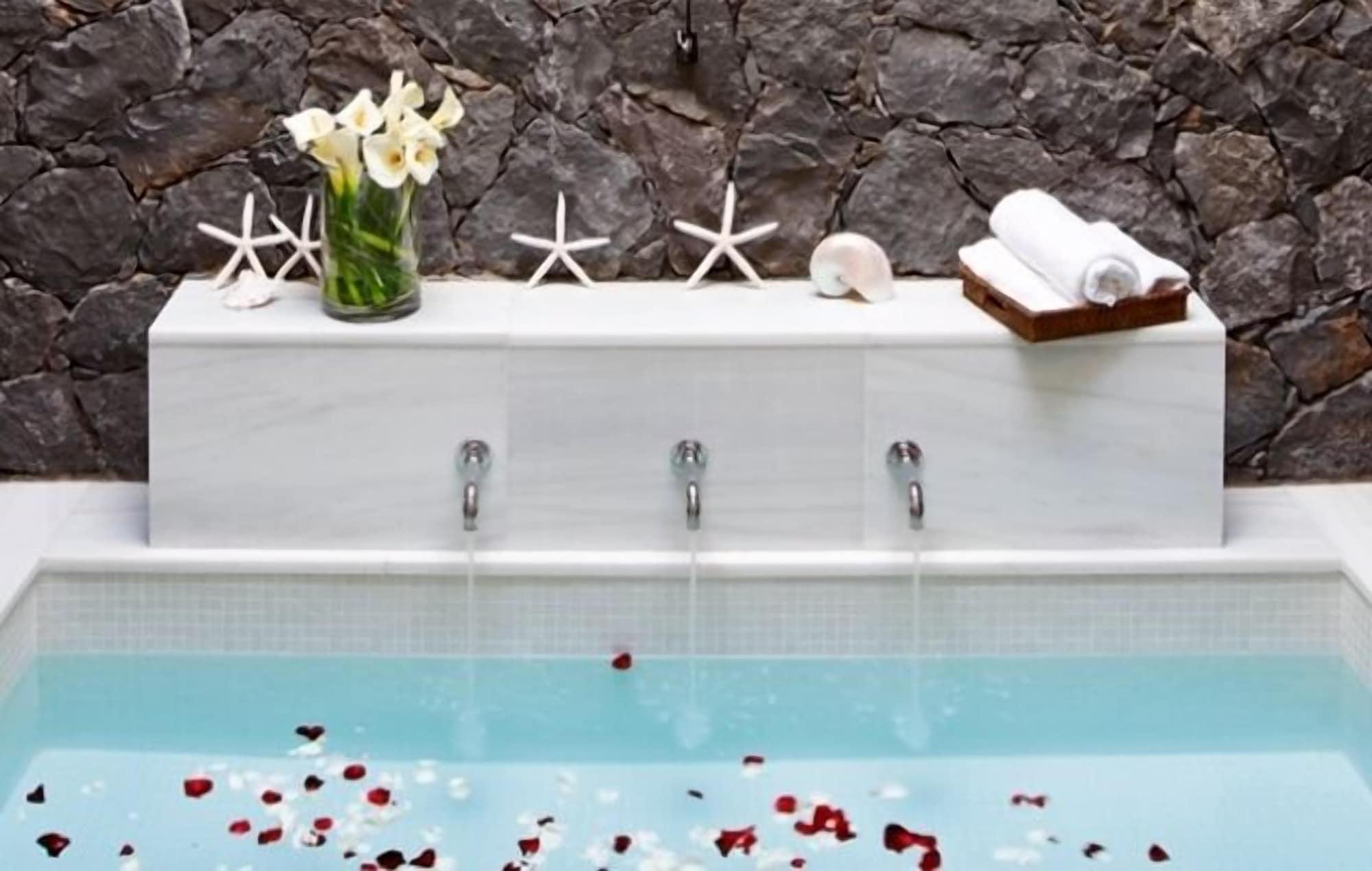 Hotel The At Gran Bahia Del Duque