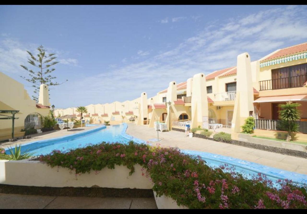 Apartment - 2 Bedroom Large Duplex With Double Terrace *
