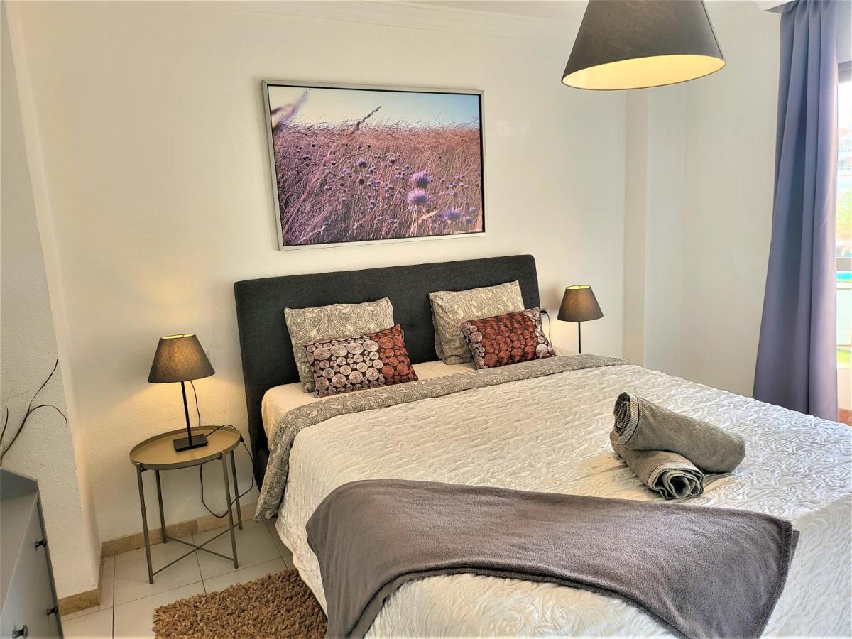 2 Bedrooms Sea View 100 Meters From Ocean Apartment *