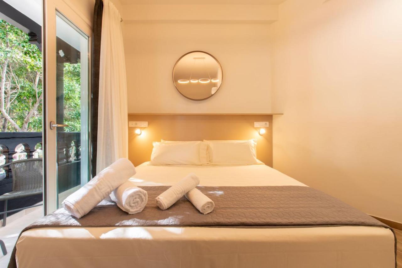 Suncanarias Adeje Plaza Hotel *