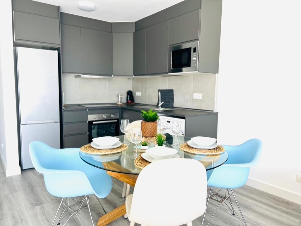 Linares - Playa De Cristianos 2 Bed Apartment *