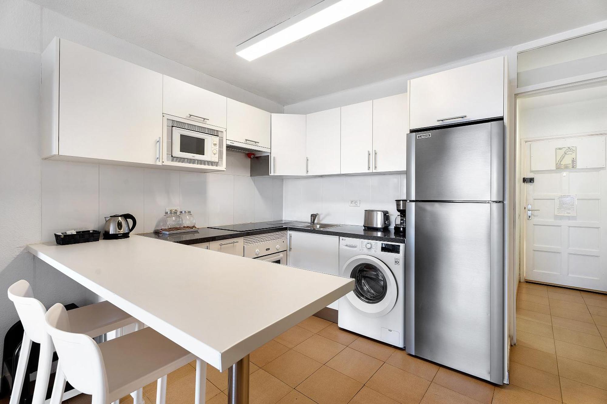 Apartment Geranios 404