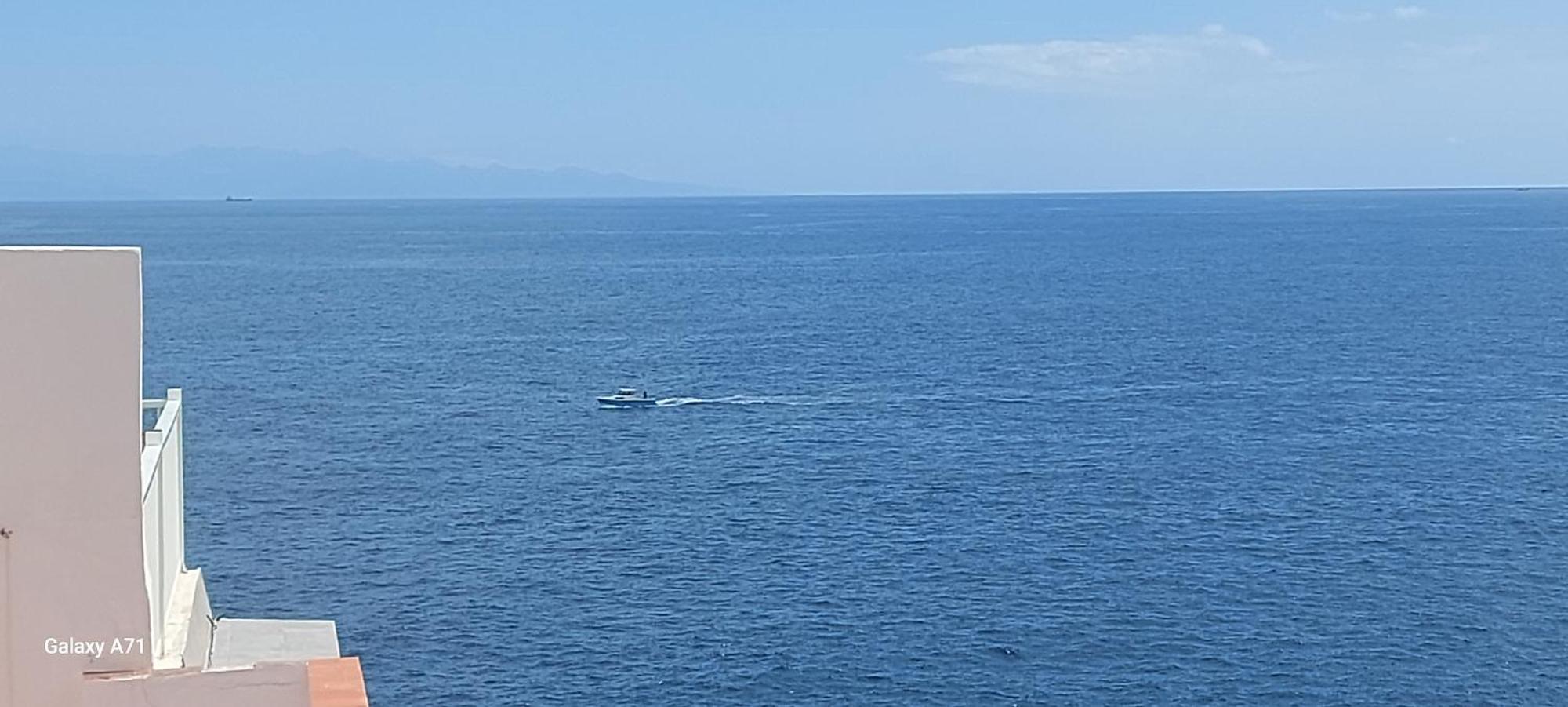 Apartment Olas Atico Penhouse With Terrace And Sea View, 2 Bedrooms La Caleta (Tenerife)