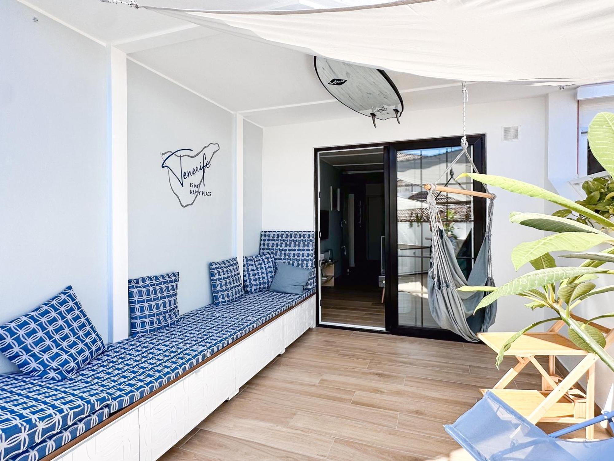 Modern, Design, Private Jacuzzi - 2 Terraces - Wow - Christianos Apartment *