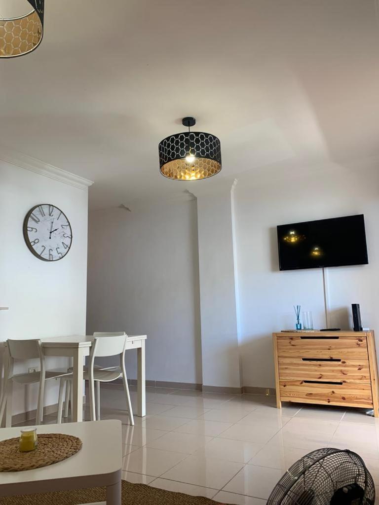 Los Cristianos Apartamento En Residencial Los Seres * Los Cristianos (Tenerife)