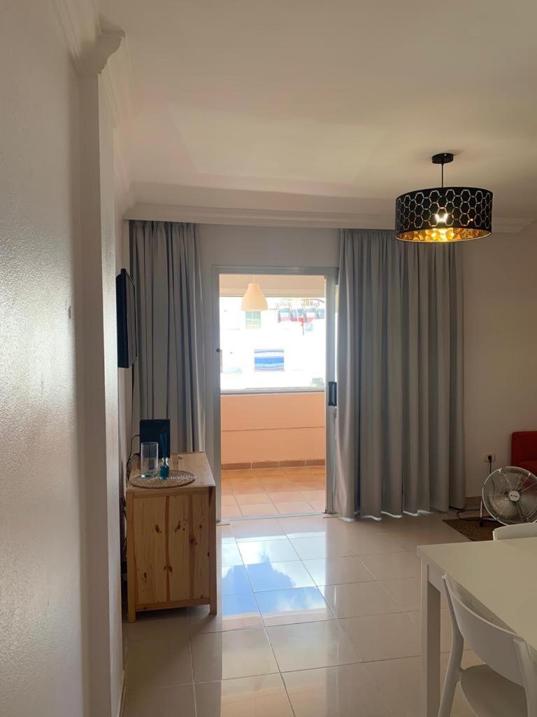 Los Cristianos Apartamento En Residencial Los Seres * Los Cristianos (Tenerife)