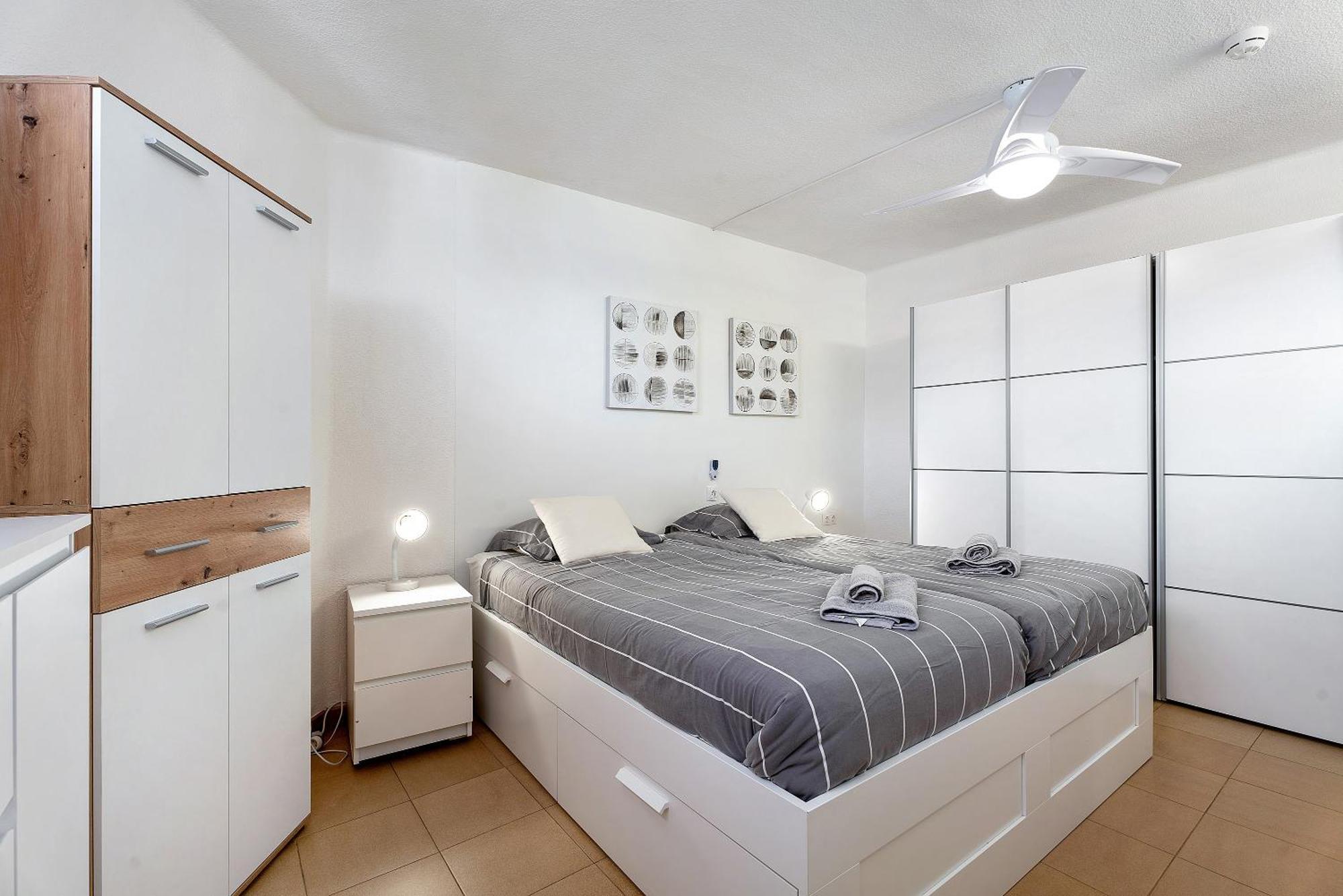 Apartment Geranios 404