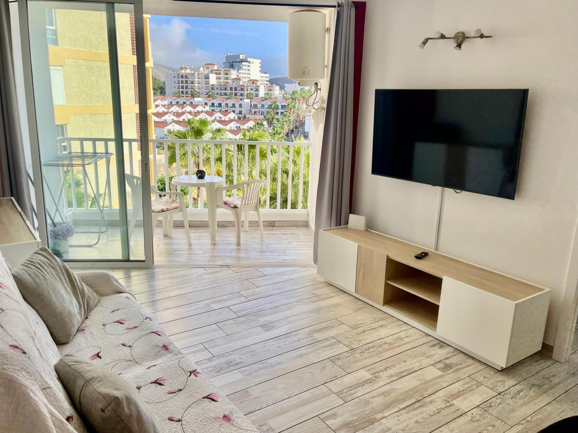 Apartment 5. Cozy In Americas Playa de las Americas (Tenerife)