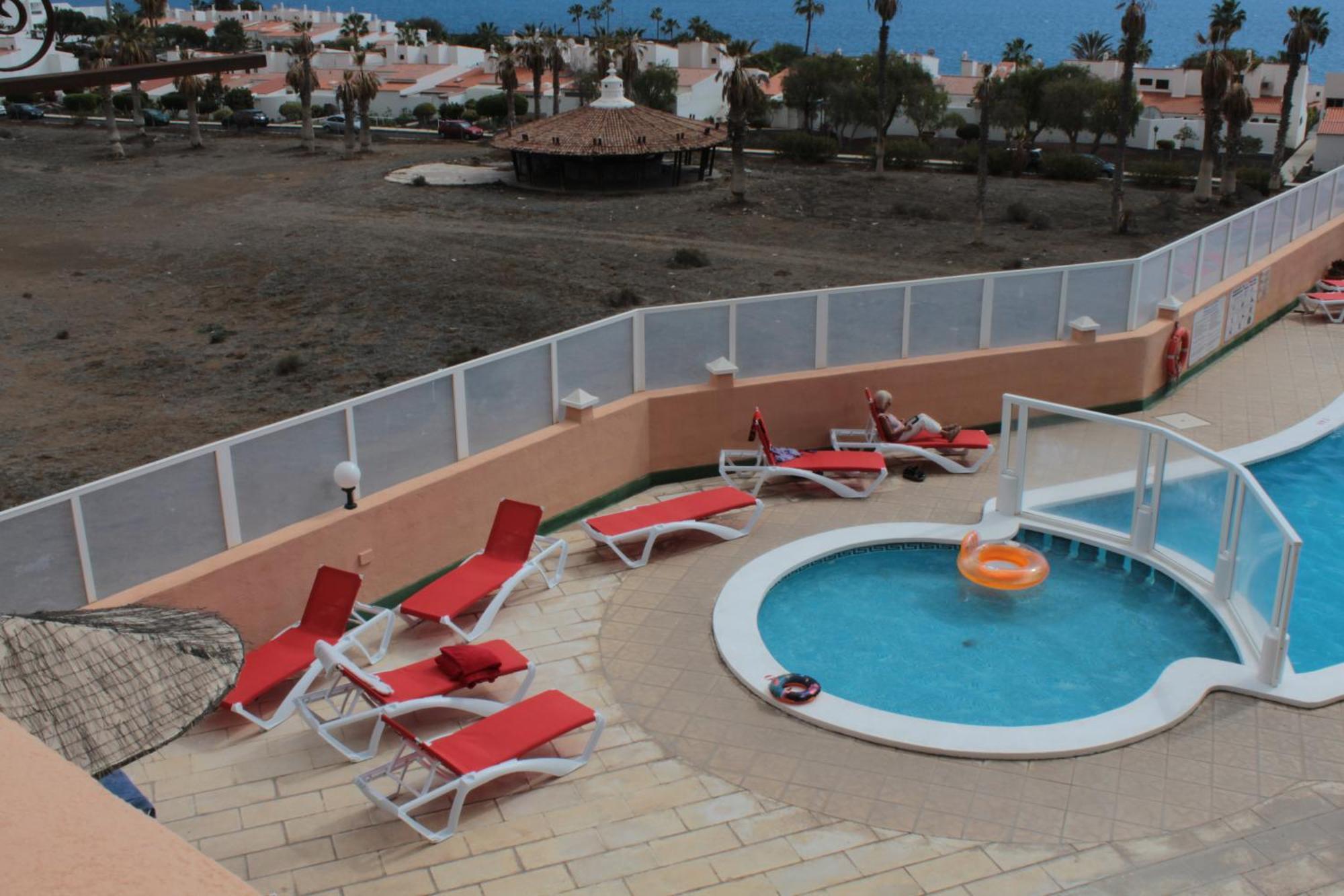 Terrazas De La Paz House Apartment