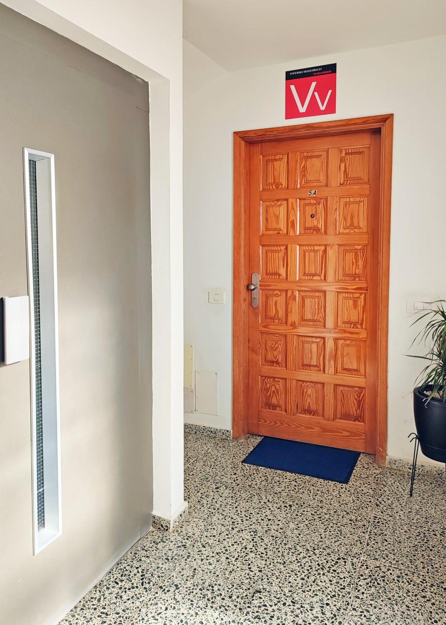 Piso En Con Terraza, Vistas Al Mar, Aire Acondicionado Y Garaje Appartement *