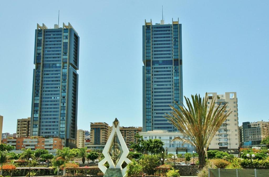 Tower's Flat 2 On The 30th Floor +wifi +digital Tv