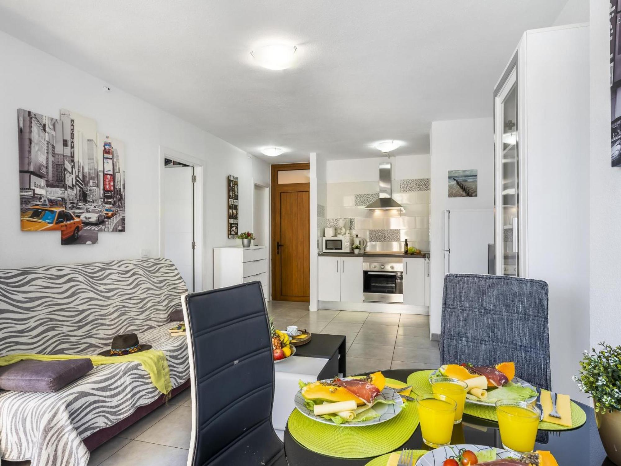 Apartment 3f. Beautiful In Americas Playa de las Americas (Tenerife)