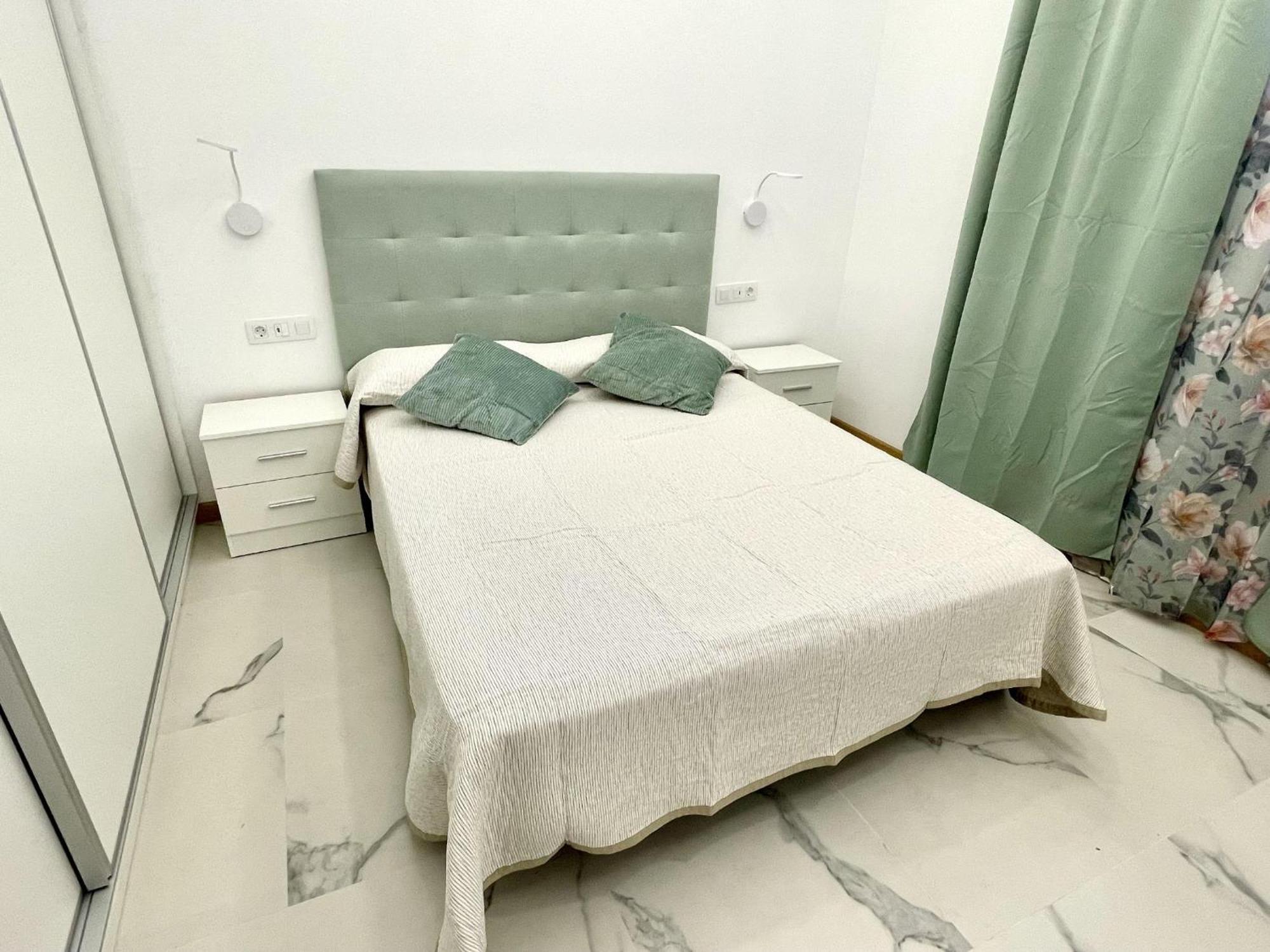 Apartment 5 Island Village With Wi Fi And Pool
